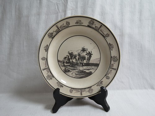 Ancienne assiette terre - assiette,